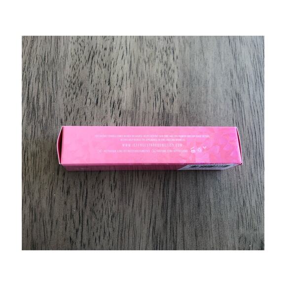 Jeffree Star Magic Star Concealer in C9 - Picture 5 of 9
